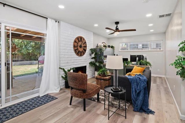 3542 Governor Drive, San Diego, CA 92122