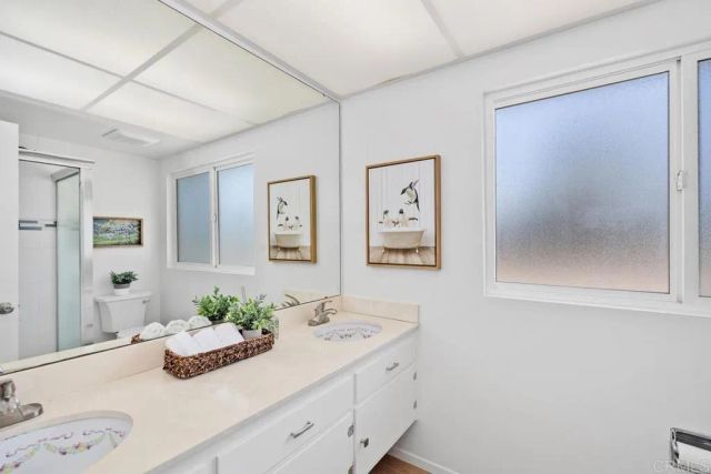 3542 Governor Drive, San Diego, CA 92122