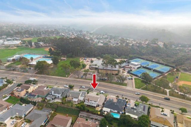 3542 Governor Drive, San Diego, CA 92122