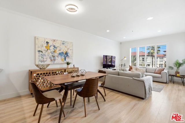 6020 Seabluff Drive 411, Los Angeles, CA 90094