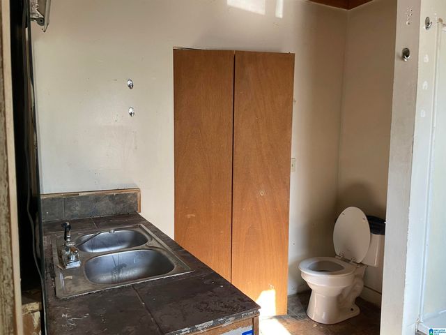 2901 AVENUE U, Birmingham, AL 35208