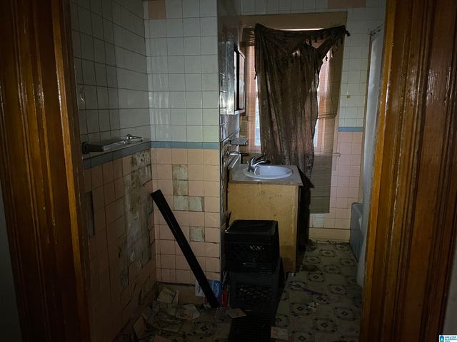 2901 AVENUE U, Birmingham, AL 35208