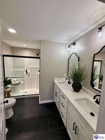 304 C Village Brooke Drive, Elizabethtown, KY 42701