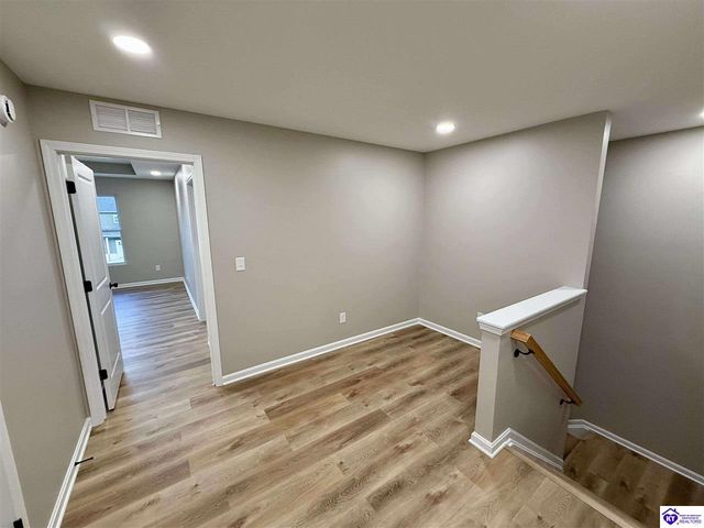 304 C Village Brooke Drive, Elizabethtown, KY 42701