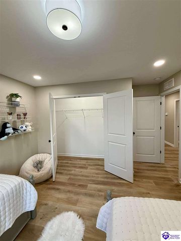 304 C Village Brooke Drive, Elizabethtown, KY 42701