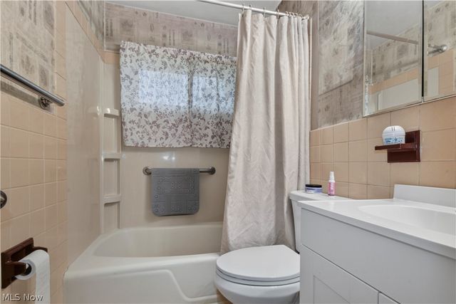 945 Larkridge Avenue, Boardman, OH 44512