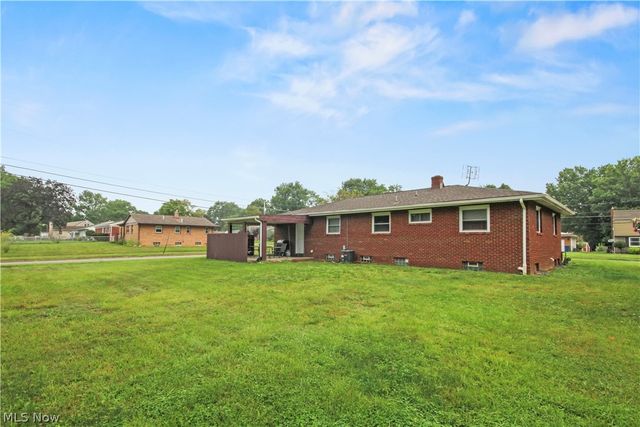 945 Larkridge Avenue, Boardman, OH 44512
