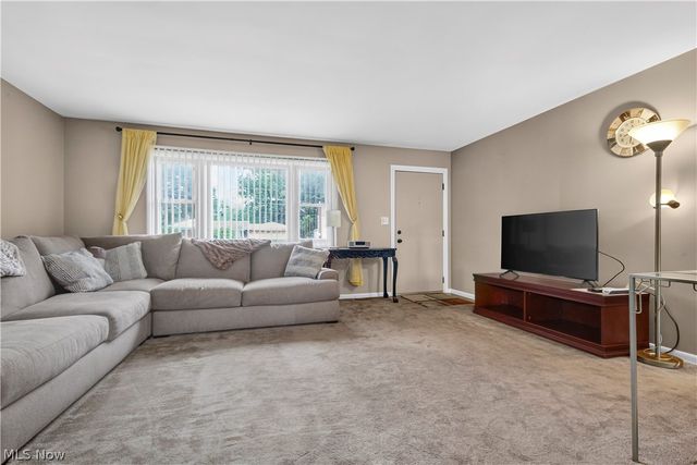 945 Larkridge Avenue, Boardman, OH 44512