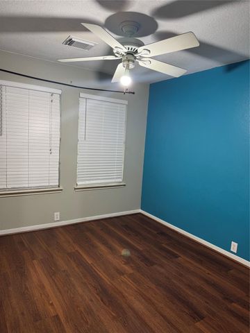 17442 S Summit Canyon Drive, Houston, TX 77095