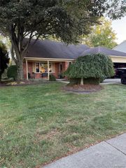 45289 Rudgate Road, Canton Charter Township, MI 48188