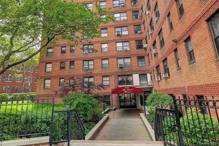 6434 102nd Street 9Z, Rego Park, NY 11374