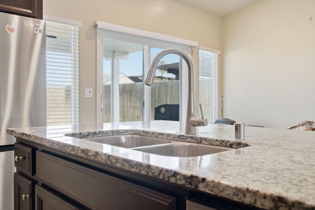 636 Castellina Street, Lemoore, CA 93245