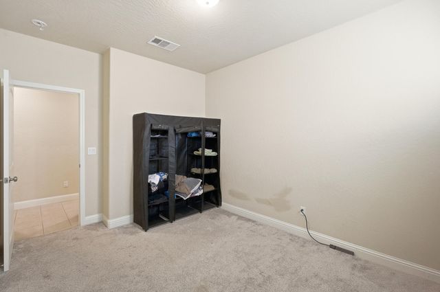 636 Castellina Street, Lemoore, CA 93245