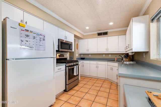 3418 E ROMA Avenue, Phoenix, AZ 85018