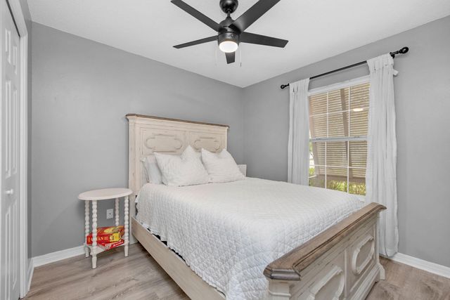 7682 Manatee Street, Navarre, FL 32566