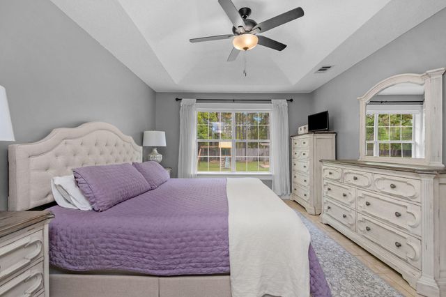 7682 Manatee Street, Navarre, FL 32566