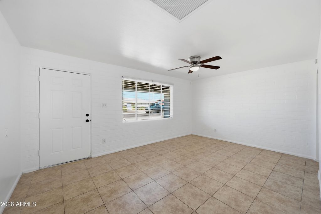 11351 N 113TH Drive, Youngtown, AZ 85363 — photo 5