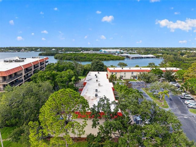 2700 BAYSHORE BOULEVARD 512, Dunedin, FL 34698