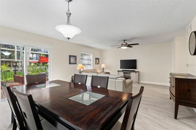 2700 BAYSHORE BOULEVARD 512, Dunedin, FL 34698
