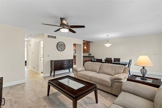2700 BAYSHORE BOULEVARD 512, Dunedin, FL 34698
