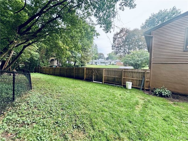 100 Wallace Avenue, Camillus, NY 13031