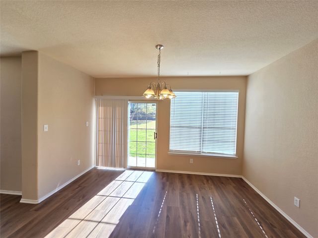 7720 Labrador Drive, Arlington, TX 76002