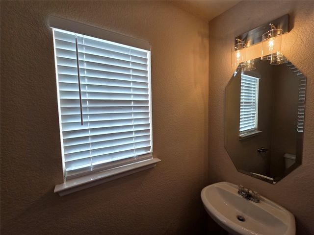 7720 Labrador Drive, Arlington, TX 76002