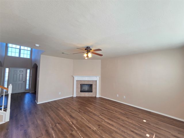 7720 Labrador Drive, Arlington, TX 76002