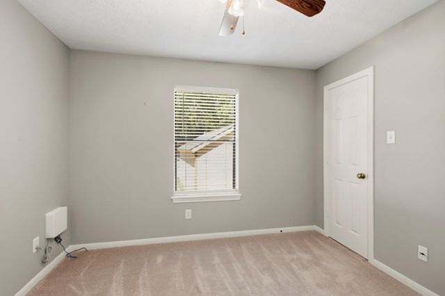 199 Lake Drive, Onalaska, TX 77360