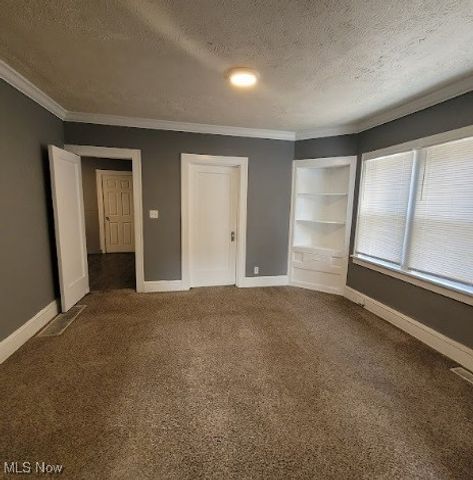 18225 Landseer Road, Cleveland, OH 44119