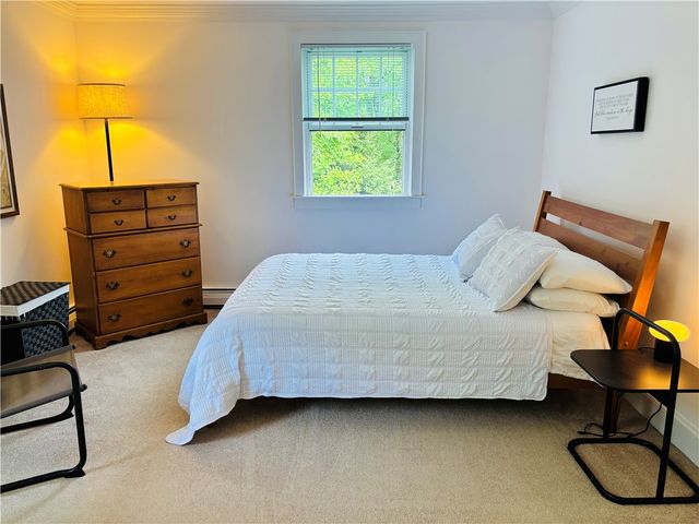 571 Bellevue Avenue 2, Newport, RI 02840