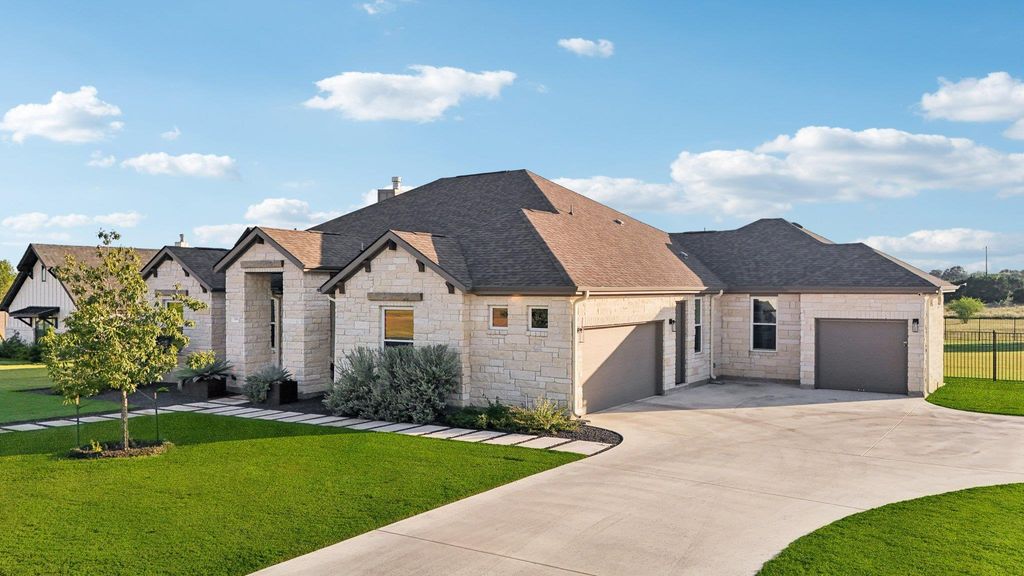 104 Huerta RD, Georgetown, TX 78633