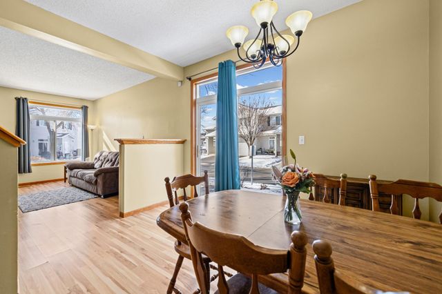 2119 Parkway Avenue, Shakopee, MN 55379