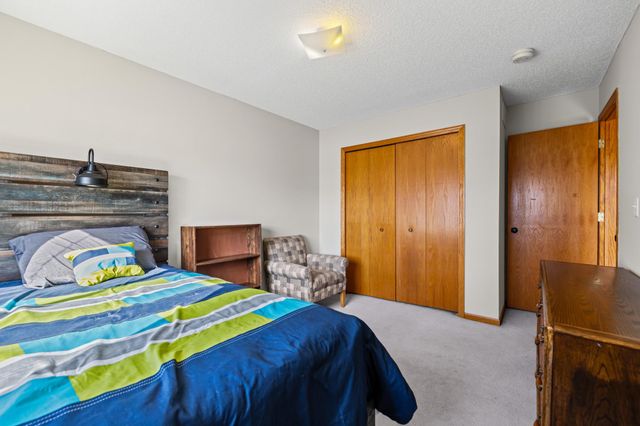 2119 Parkway Avenue, Shakopee, MN 55379