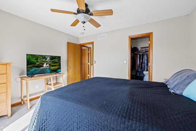 2119 Parkway Avenue, Shakopee, MN 55379