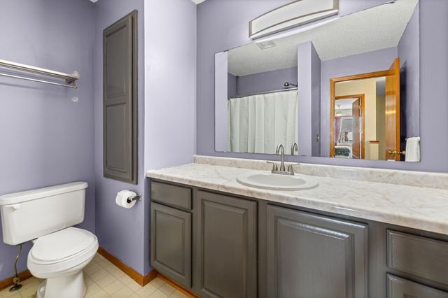 2119 Parkway Avenue, Shakopee, MN 55379