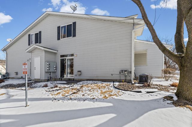 2119 Parkway Avenue, Shakopee, MN 55379