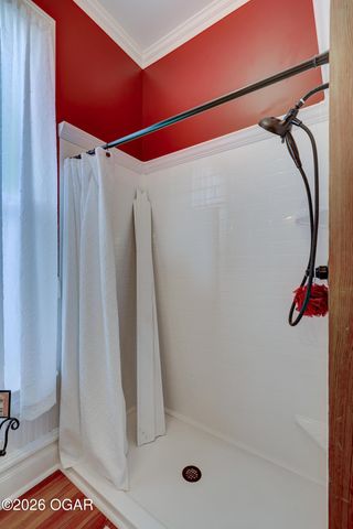 22 S Pennsylvania Avenue, Webb City, MO 64870