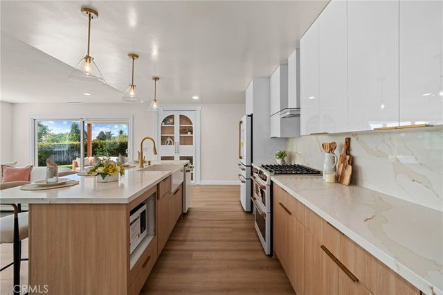 214 Lamar Drive, Claremont, CA 91711