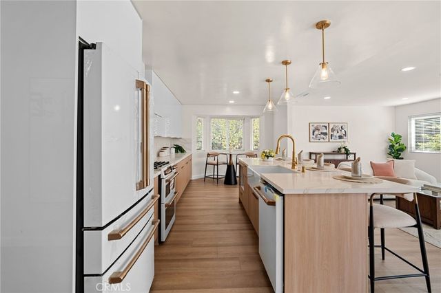 214 Lamar Drive, Claremont, CA 91711