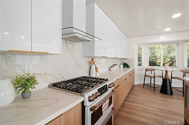 214 Lamar Drive, Claremont, CA 91711