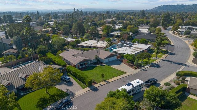 214 Lamar Drive, Claremont, CA 91711