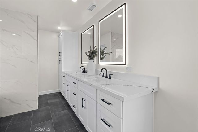 214 Lamar Drive, Claremont, CA 91711