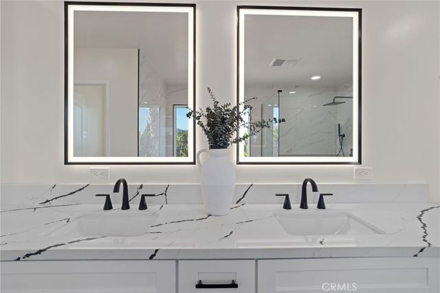 214 Lamar Drive, Claremont, CA 91711