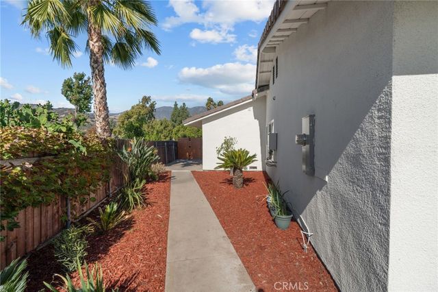 214 Lamar Drive, Claremont, CA 91711