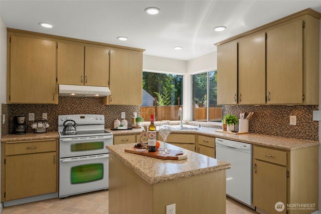 13618 55th Drive SE, Everett, WA 98208