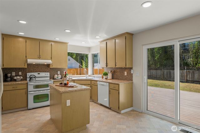 13618 55th Drive SE, Everett, WA 98208