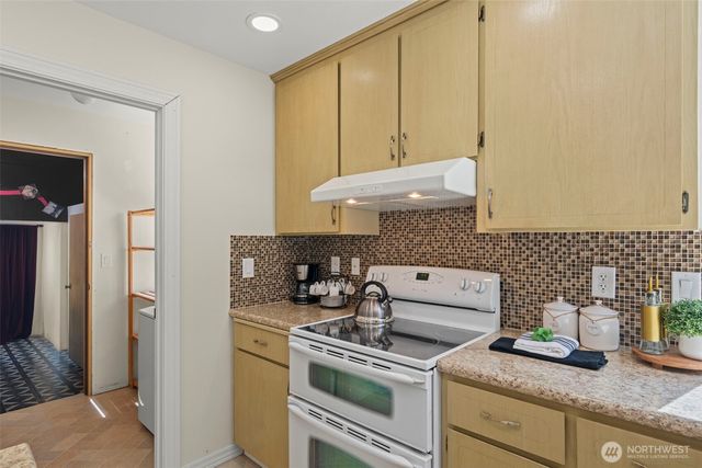 13618 55th Drive SE, Everett, WA 98208
