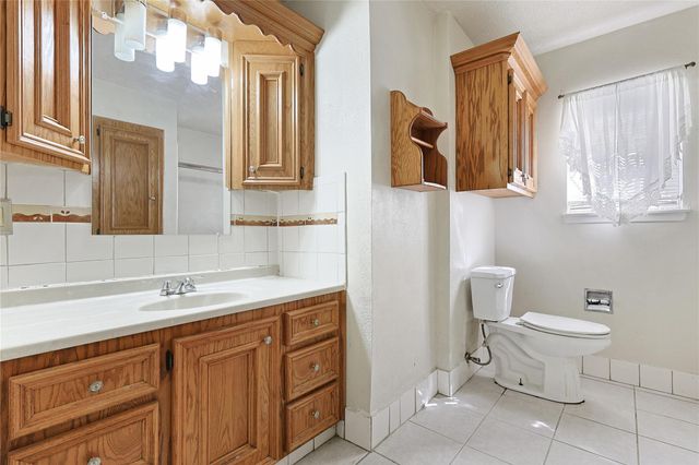 7618 Boggess Road, Houston, TX 77016