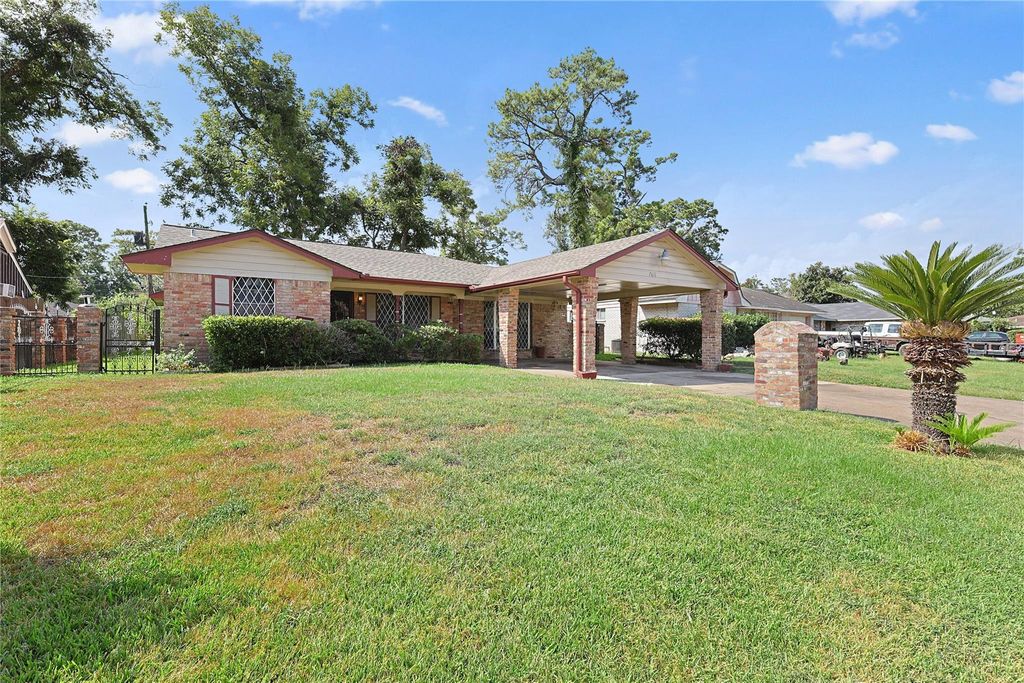 7618 Boggess Road, Houston, TX 77016